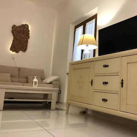 Elegante Monolocale Al Centro Del Paese Lägenhet *